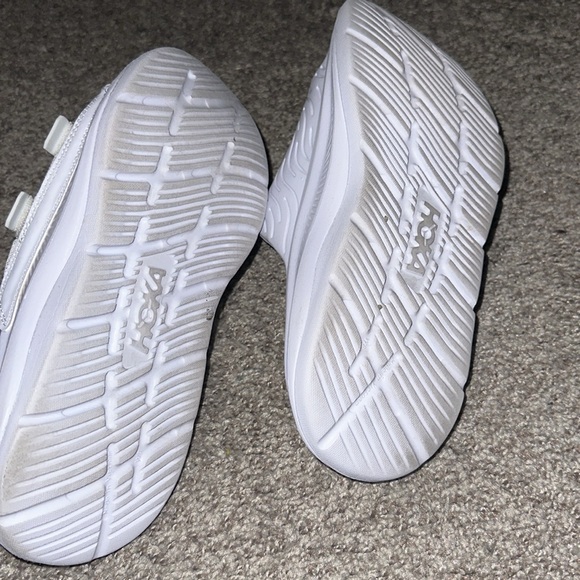 Hoka Ora Luxe Slip on Sandals - Size 8 - Picture 5 of 5